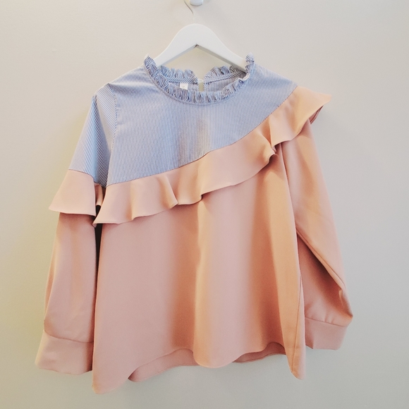 JuJu fun shirt with neck ruffles with 2 different types of the fabric - Picture 4 of 7